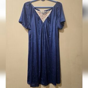 Carriage Court Vintage Lace Blue Sz M Nightgown Dress Short